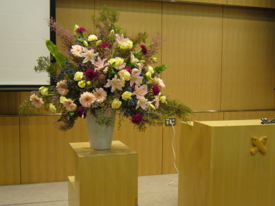 壇上花