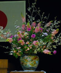 壇上花